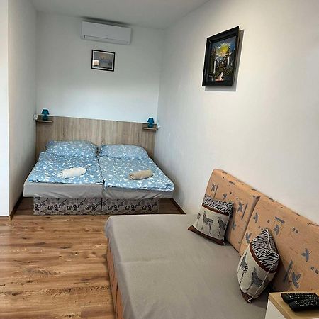 Bekivi Apartmany Dunajská Streda Exterior foto