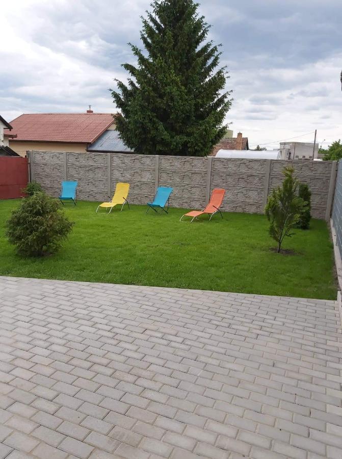 Bekivi Apartmany Dunajská Streda Exterior foto