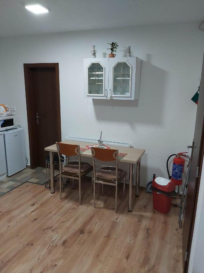 Bekivi Apartmany Dunajská Streda Exterior foto