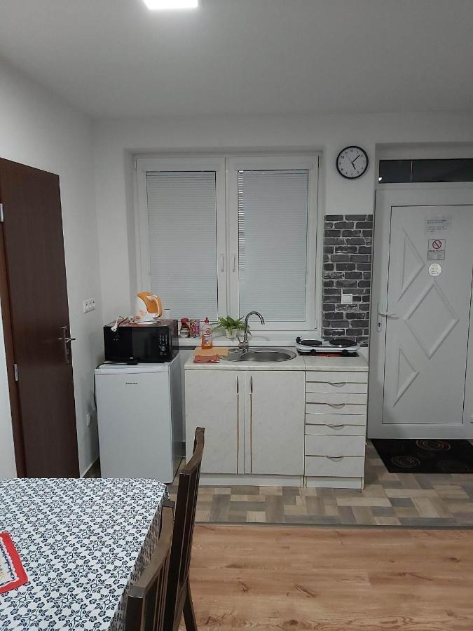 Bekivi Apartmany Dunajská Streda Exterior foto