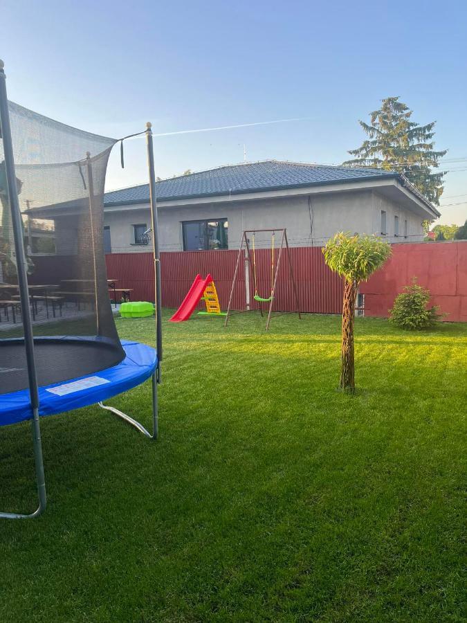 Bekivi Apartmany Dunajská Streda Exterior foto